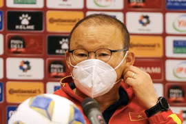 HLV Park Hang-seo nói gì khi bị "chê" bảo thủ?