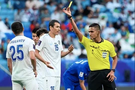 Malaysia khuyến khích các CLB tự bỏ tiền thuê trọng tài ngoại