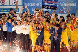 Hà Nội T&T lại vô địch quốc gia