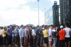 Bất ngờ với thông báo về vé trận ĐTVN - Man City