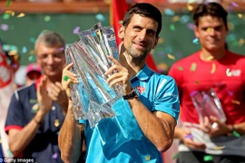 Djokovic lần thứ 5 vô địch BNP Paribas, Azarenka lật đổ Serena Williams