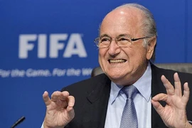 FIFA lần đầu tiên công bố mức lương của cựu Chủ tịch Blatter