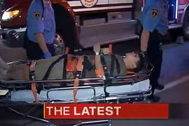 Mắc kẹt khi nhảy xuống mái nhà gây ấn tượng với bạn gái