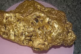 Nhặt được vàng, tưởng tìm thấy rác