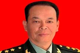 Khai trừ Phó Tư lệnh quân khu Thành Đô khỏi Đảng Cộng sản Trung Quốc.