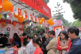 Phố sách Xuân Hà Nội: Thành công bất ngờ