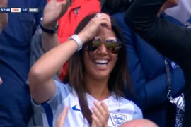 10 WAG của Vương quốc Anh được tìm kiếm nhiều nhất tại EURO 2016