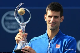 Vùi dập niềm tự hào châu Á, Djokovic lên ngôi ở Roger Cup