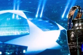 Premier League hưởng lợi lớn từ điều luật mới của UEFA