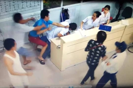 Bác sĩ được từ chối, chậm cấp cứu bệnh nhân nếu bị đánh đập, hành hung
