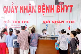 Từ hôm nay, 1-11: Những đối tượng nào được Nhà nước hỗ trợ trên 70% mức đóng bảo hiểm y tế?