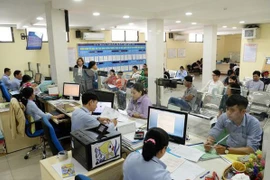 Tháng 1/2024: Thực hiện quy định mới nhất về tuyển dụng công chức, giảm thuế VAT