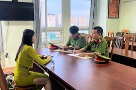 Về đường dây tiếp viên hàng không bán dâm giá tới 3.000 USD: “Má mì” vừa môi giới vừa bán dâm bị xử lý ra sao?