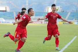 Thắng sát nút Malaysia, tuyển Việt Nam đặt một chân vào bán kết AFF Cup