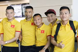 Sáng 30-11, thầy trò Hữu Thắng sang Indonesia đá bán kết