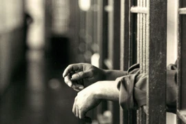 Trở thành tội phạm vì… nấu ăn trong đồn cảnh sát