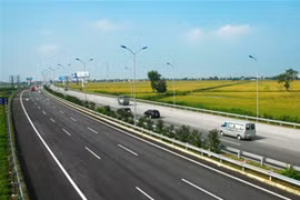 Sẽ bán quyền thu phí dự án đường cao tốc cho đối tác nước ngoài 
