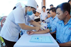 Lái xe ngồi nhà cũng có giấy khám sức khỏe