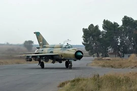 Máy bay quân đội Syria rơi ngay sau khi vừa cất cánh ở Hama
