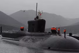 Tàu ngầm lớp Borei gia nhập lực lượng phản ứng nhanh hải quân Nga