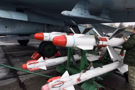 Quân đội Nga tiếp nhận tên lửa không đối không cải tiến từ R-73