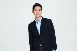 Diễn viên "Hậu duệ mặt trời" làm Đại sứ Du lịch Hàn Quốc 2016