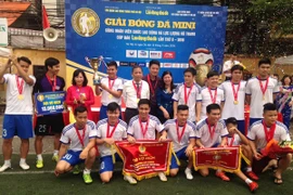 Đội BIDV Quang Trung đoạt Cúp Báo Lao động Thủ đô