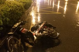 Điều khiển xe máy vào làn ô tô, nam thanh niên ngã tử vong