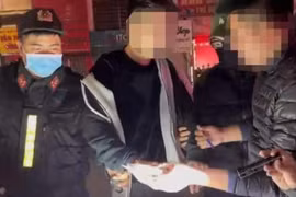 Cảnh sát 141 thu giữ nhiều gói ma túy trên xe ô tô Suzuki Swift