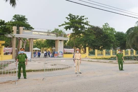 Lực lượng Công an đảm bảo ANTT, kiểm soát chặt dịch Covid-19 tại điểm thi