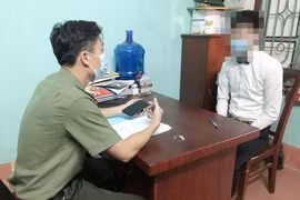 Xử phạt nam thanh niên sửa “quyết định tự thăng quân hàm” cho mình 