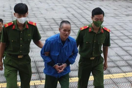 Cái giá phải trả của người chồng côn đồ sát hại vợ ở Hòa Bình