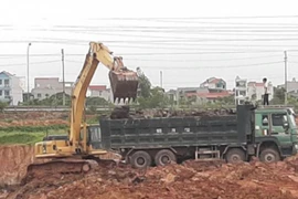 Làm rõ trách nhiệm vụ lợi dụng mùa dịch Covid-19 vận chuyển tài nguyên “chui”