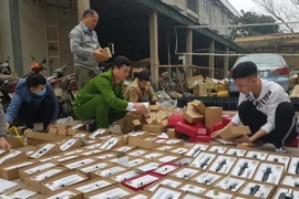 Phát hiện một số cơ sở cất giấu hàng nghìn linh kiện súng hơi và đạn chì