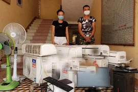 "Nữ quái" đột nhập lấy trộm 4 bộ điều hòa cùng nhiều tài sản...
