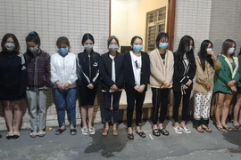 Clip: Thủ đoạn tinh vi của nhóm bay lắc trong đêm ở huyện Đông Anh