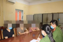 Khởi tố bắt giam chủ nhà nghỉ 'điều chân dài' bán dâm giữa mùa dịch