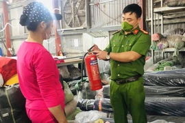 Phát hiện một số cơ sở sản xuất, kinh doanh, dịch vụ không đảm an toàn phòng cháy 