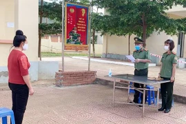 Tham 1 triệu đồng, người phụ nữ tổ chức cho người khác nhập cảnh trái phép