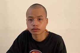 Quen qua mạng xã hội gã trai rủ bé gái 12 tuổi đến nhà để “yêu”