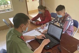 Xử lý trường hợp điều khiển xe máy “bốc đầu” gây nguy hiểm cho người đi đường 