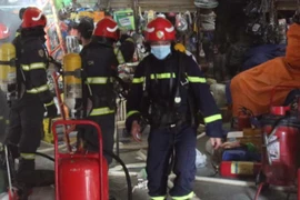 Xảy cháy tại khu vực chợ Cầu Đông, Hà Nội