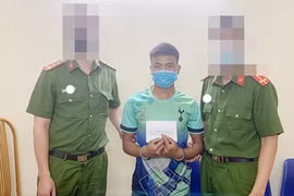 Bắt đối tượng đang đến nơi hẹn để bán 2 bánh heroin