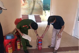 Kiểm tra, tuyên tuyền phòng cháy tại 4 điểm cách ly, điều trị Covid-19 