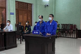 Xử phạt 12 tháng tù đối tượng “Tổ chức cho người khác xuất cảnh trái phép”