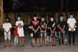 Xử lý nghiêm nhóm thanh niên tụ tập đua xe trong đêm 