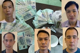 Bắt quả tang 13 đối tượng đánh bạc trong đợt dịch Covid-19 