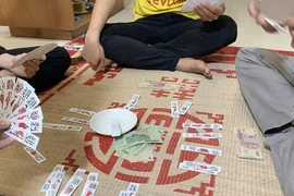 Xử lý nghiêm nhóm đối tượng đánh bạc trong mùa dịch