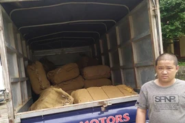 Thu giữ hơn 1,6 tấn nguyên liệu thuốc lá nhập lậu