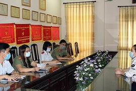 Thông tin sai về dịch Covid-19 một phụ nữ bị xử lý